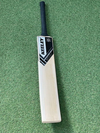 Keeley Worx 074 Grade 1 Cricket Bat (2lb 12oz)