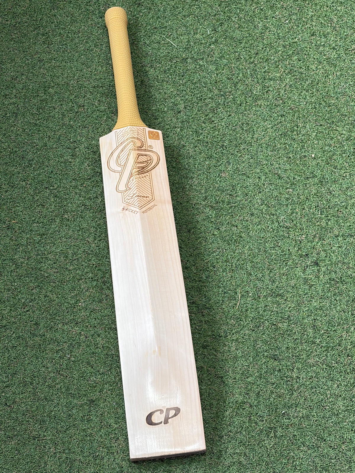 CP Laser Cricket Bat (2lb 9oz)