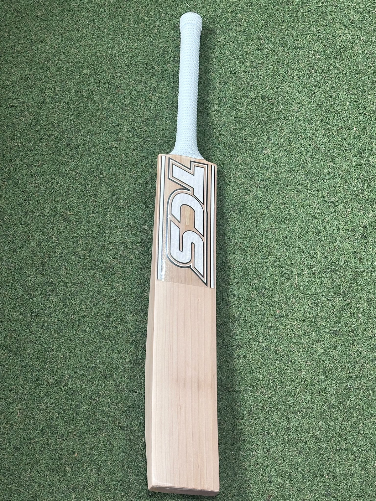 TCS White Custom Cricket Bat (2lb 9oz)