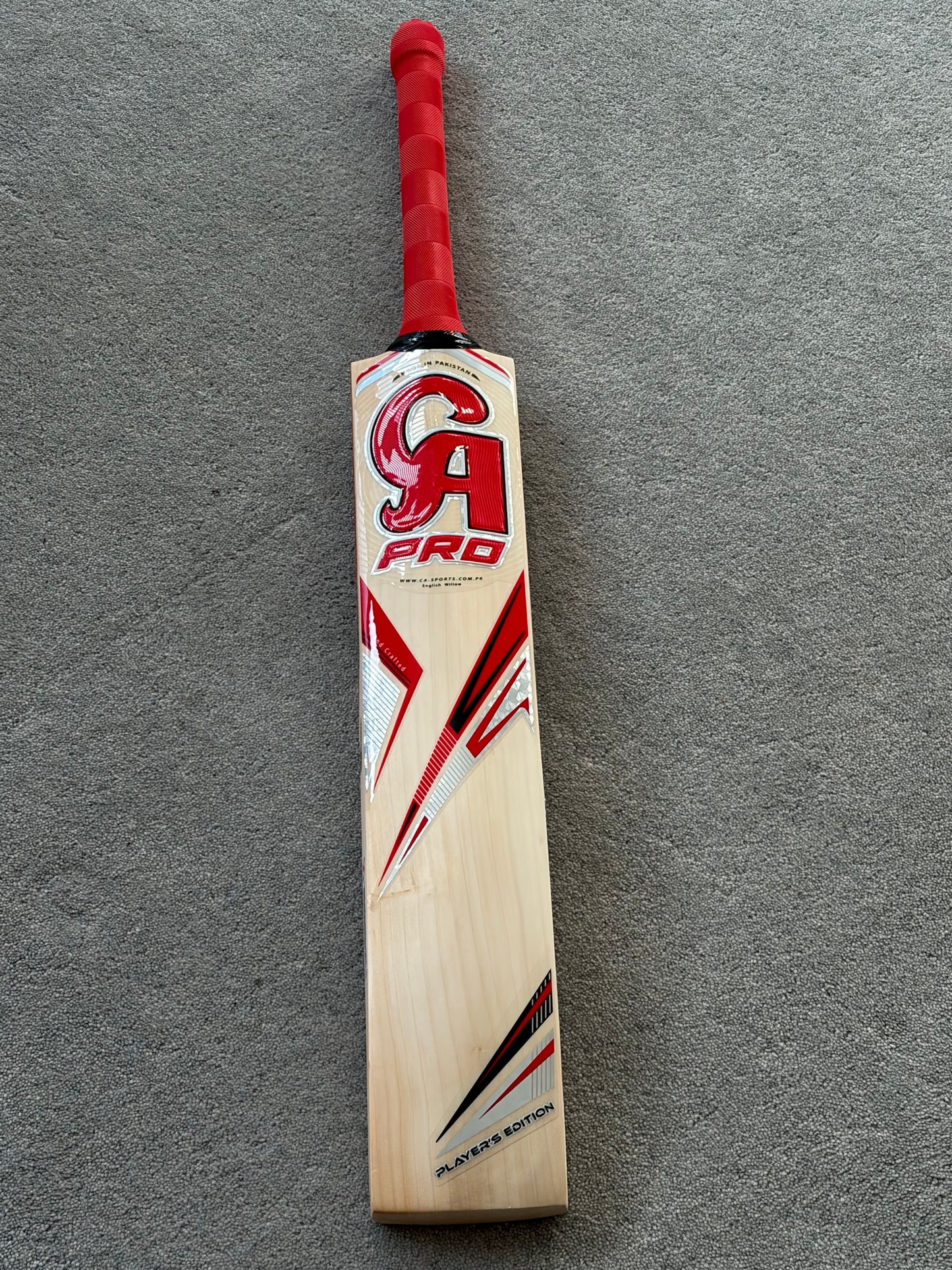 CA Pro Players Edition Cricket Bat (2lb 7oz)