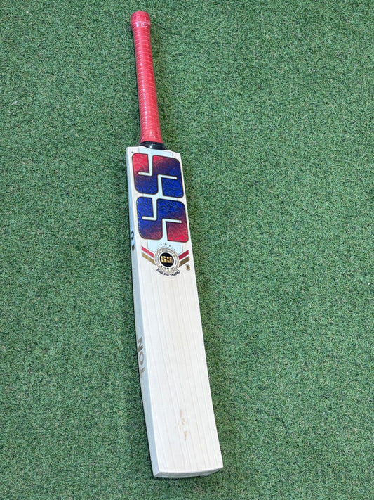 SS Sir Richards Cricket Bat (2lb 9oz)
