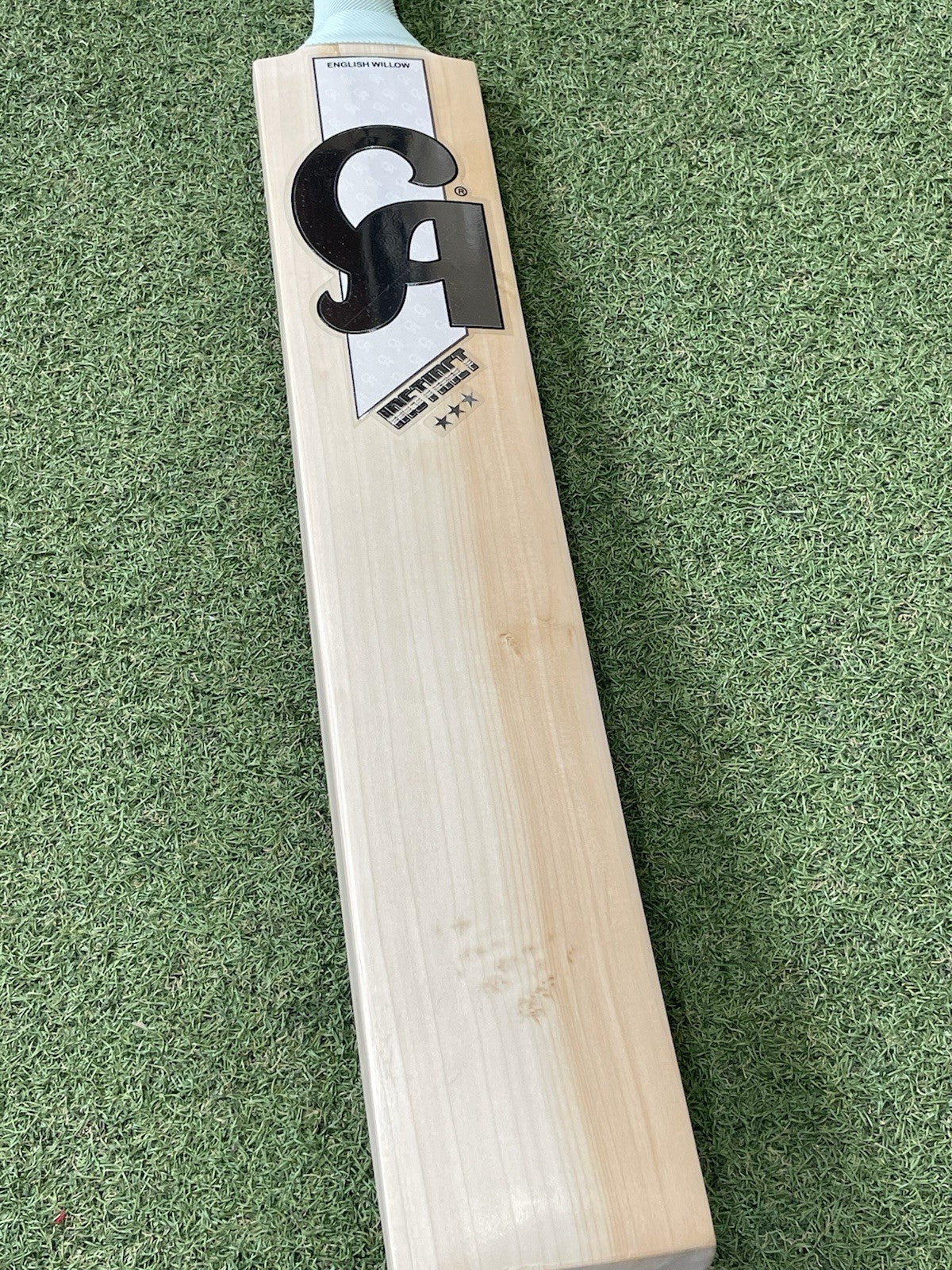 CA Instinct 3 Star Cricket Bat - Brand New - 2lb 10oz - Full Profile No Concave