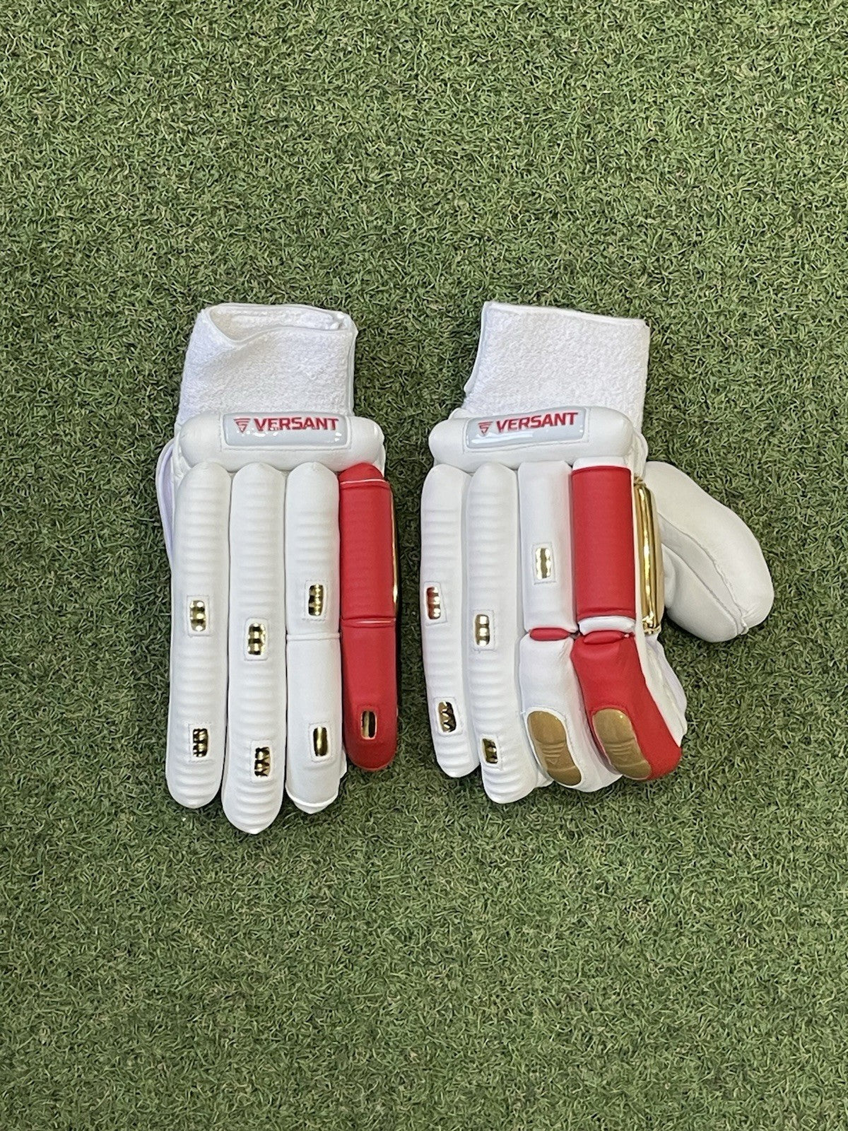 Versant Showman Players Batting Gloves - Brand New - Right Hand Men's Size