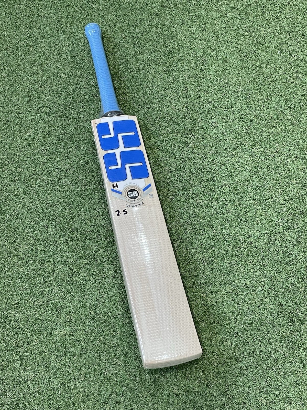 SS Custom Harrow Junior Cricket Bat - Brand New - 2lb 5oz - Stunning