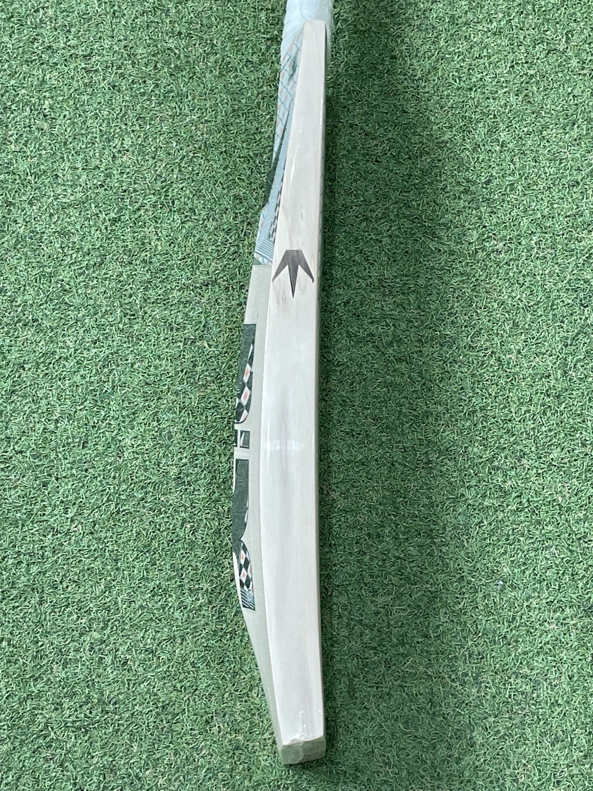 MIDS Big Boss Players Edition Cricket Bat - Brand New - 2lb 8oz - Massive