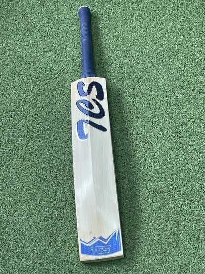 TCS Sapphire Short Blade Long Handle Cricket Bat (2lb 11oz) - Stunning