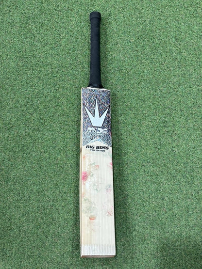 Used Mids Big Boss Pro Edition Cricket Bat (2lb 11oz) - Excellent Condition