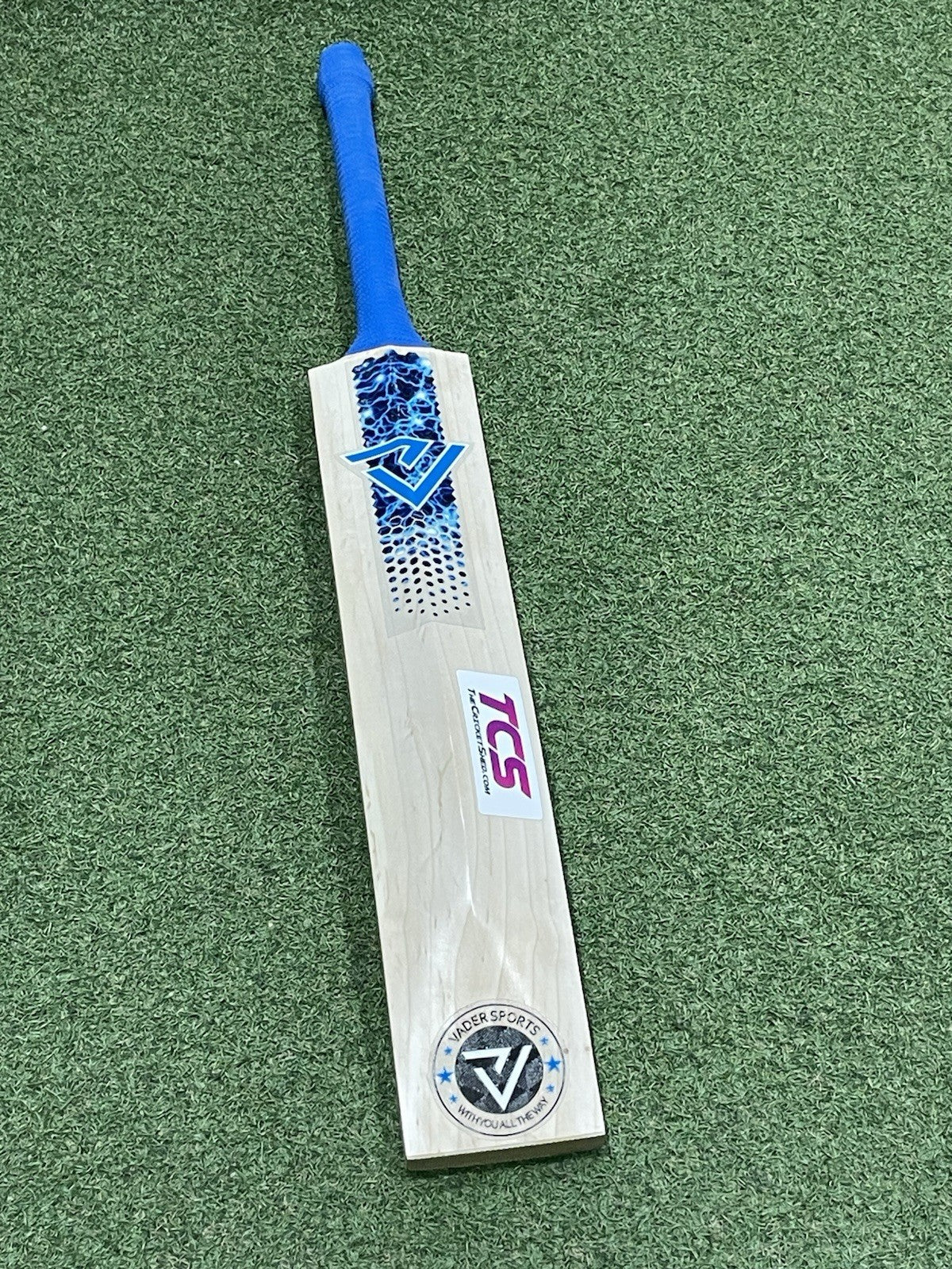 Vader Sports Blue Edition Cricket Bat (2lb 12oz) - Exclusive - Brand New