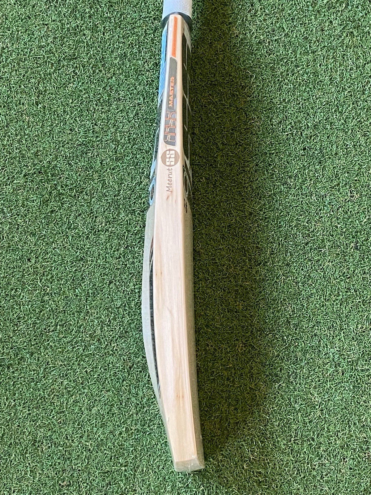 SS Master 7000 Cricket Bat - Brand New - New Stickers - 2lb 8oz - Exclusive