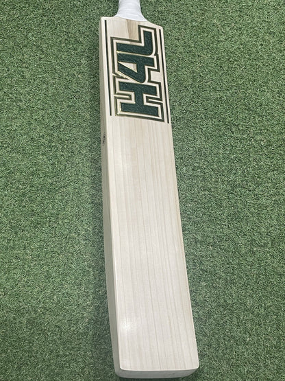 Hell 4 Leather (H4L) Pro Grade Cricket Bat (2lb 11oz) - Big Edges
