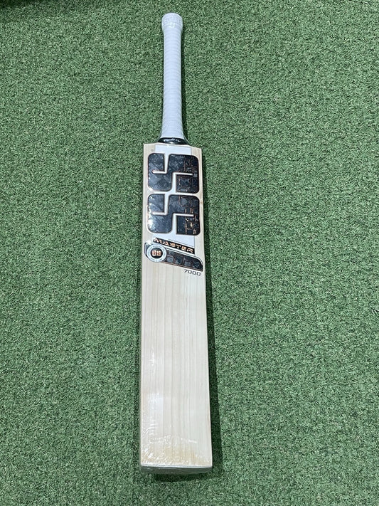 SS Master 7000 Cricket Bat - Brand New - Rare SRT Profile - 2lb 10oz - Exclusive