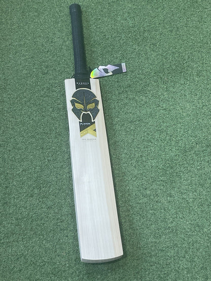 Phantom Player Series VK18 Pro-R Cricket Bat - 2lb 8oz - Brand New!