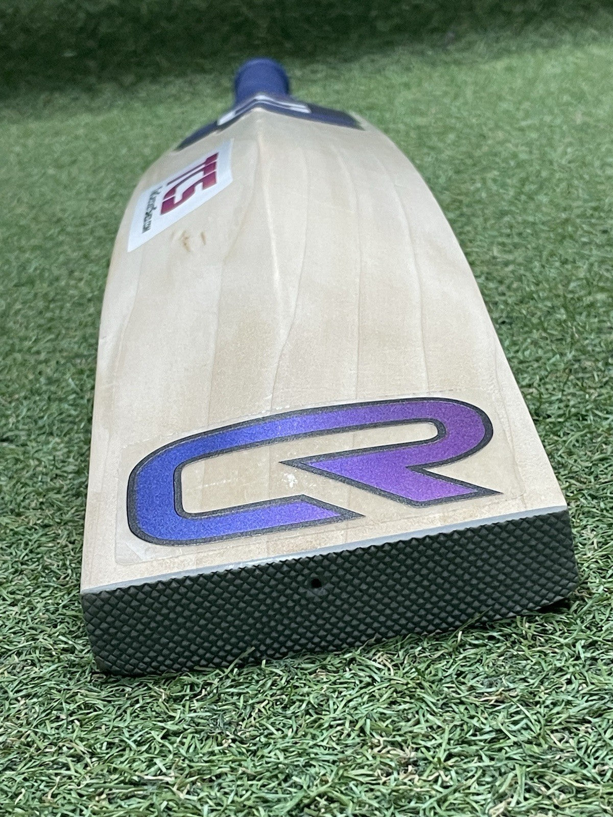 Used The Cricket Room Cricket Bat (2lb 11oz) - Excellent Condition