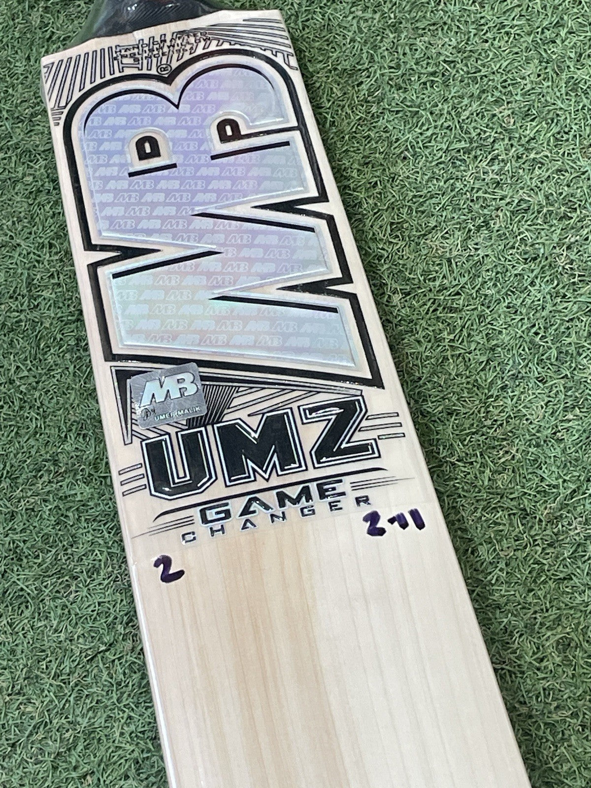 MB Malik Game Changer Players Cricket Bat - Brand New - 2lb 11oz
