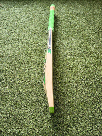 CA Pro 15000 Harrow Junior Cricket Bat - Brand New - 2lb 5oz - Exclusive!!