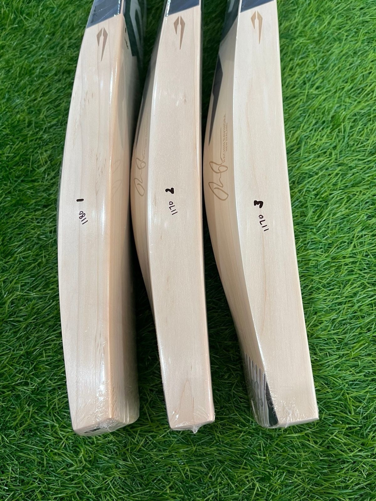 DSC Rachin Ravindra Player Edition Cricket Bat - Brand New - 2lb 9oz - 1180g