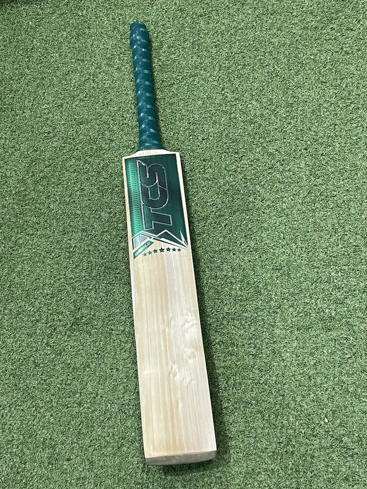 TCS Emerald 7 Star Cricket Bat - Brand New - 2lb 10oz - Exclusive!