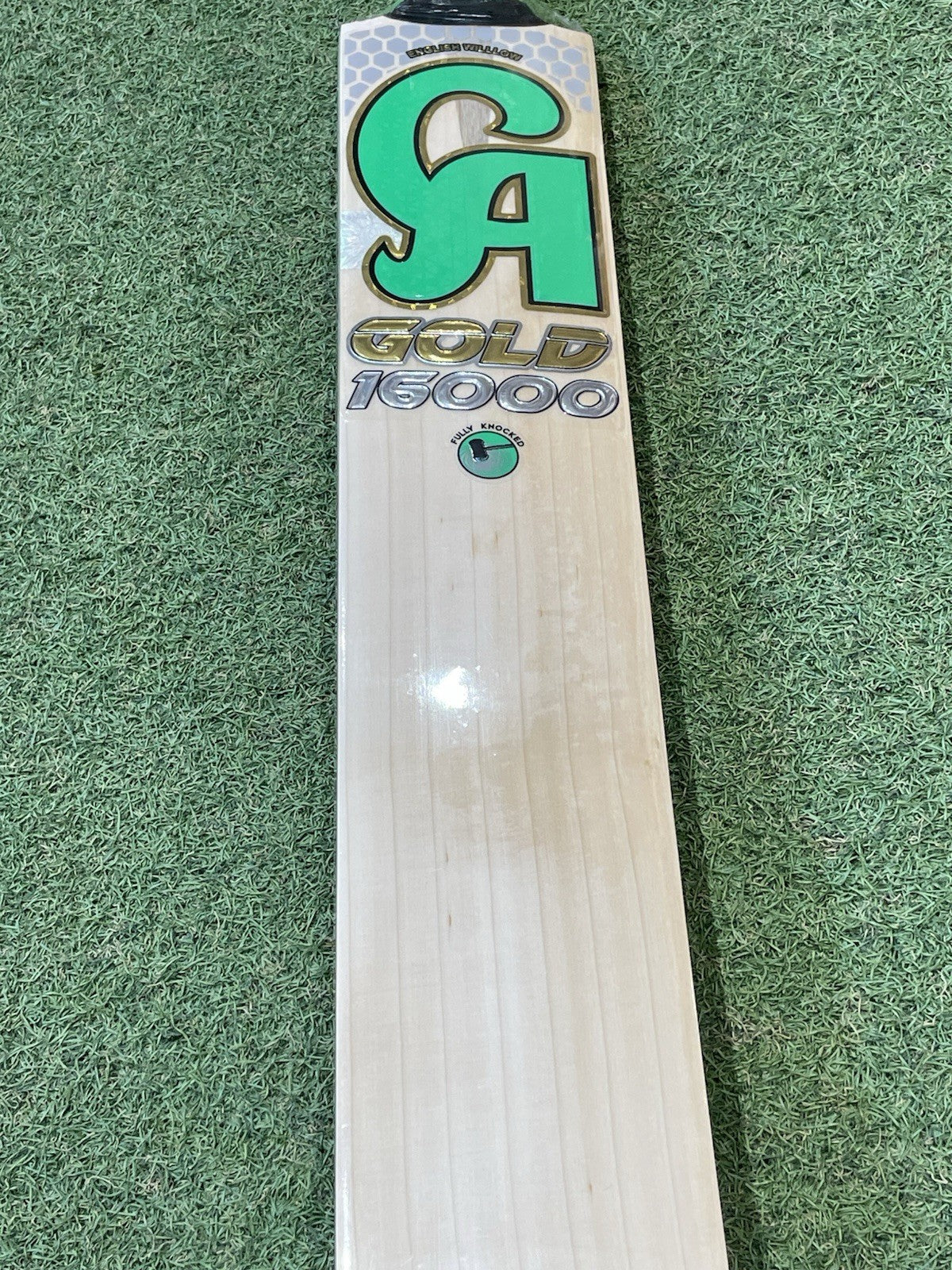 CA Gold 16000 Cricket Bat - Brand New - 2lb 7oz - Rare Lightweight! New Launch