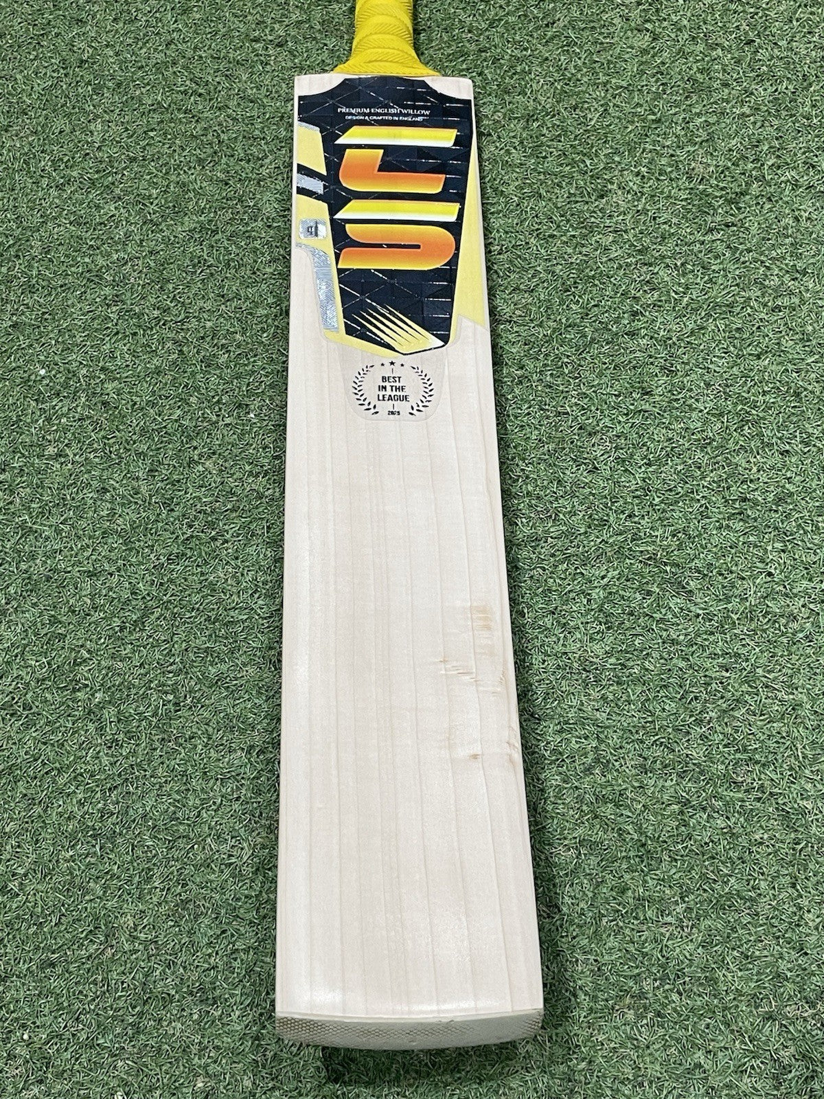Cricket Station Cricket Bat (2lb 9oz) - UK Made - Exclusive - Brand New