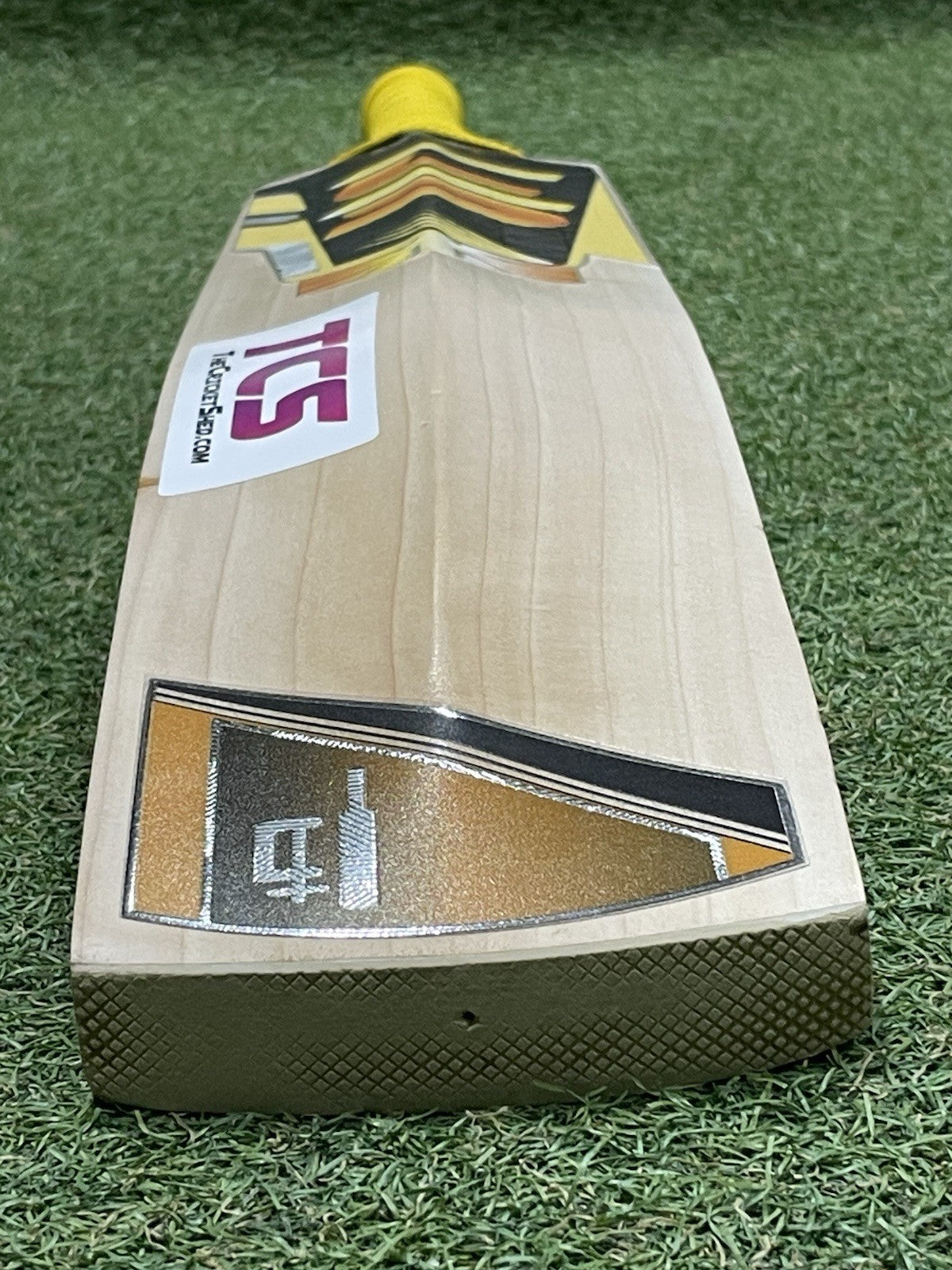 Cricket Station Cricket Bat (2lb 9oz) - UK Made - Exclusive - Brand New