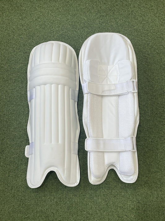 Unbranded White Batting Pads - Ambidextrous Mens Size - Brand New - Two Strap!