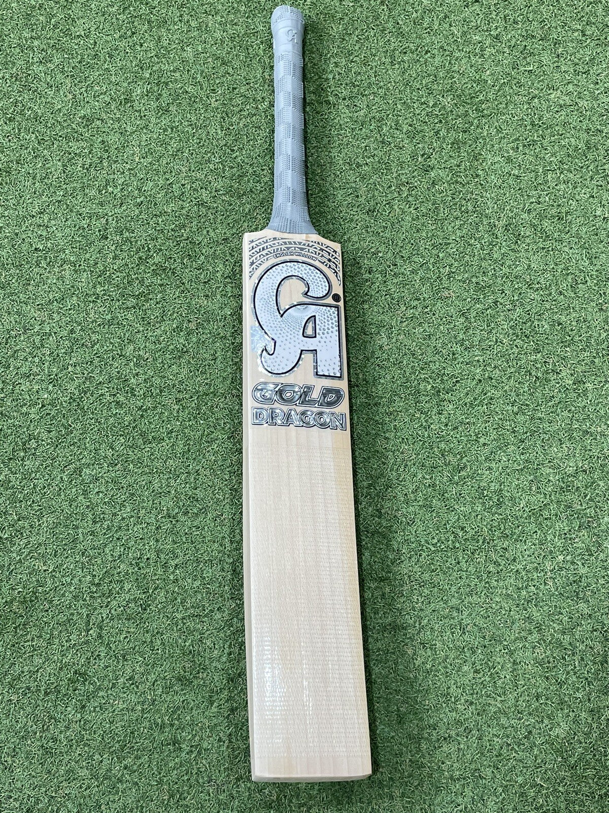 CA Gold Dragon Professional Players Sahibzada Farhan Cricket Bat - 2lb 10oz