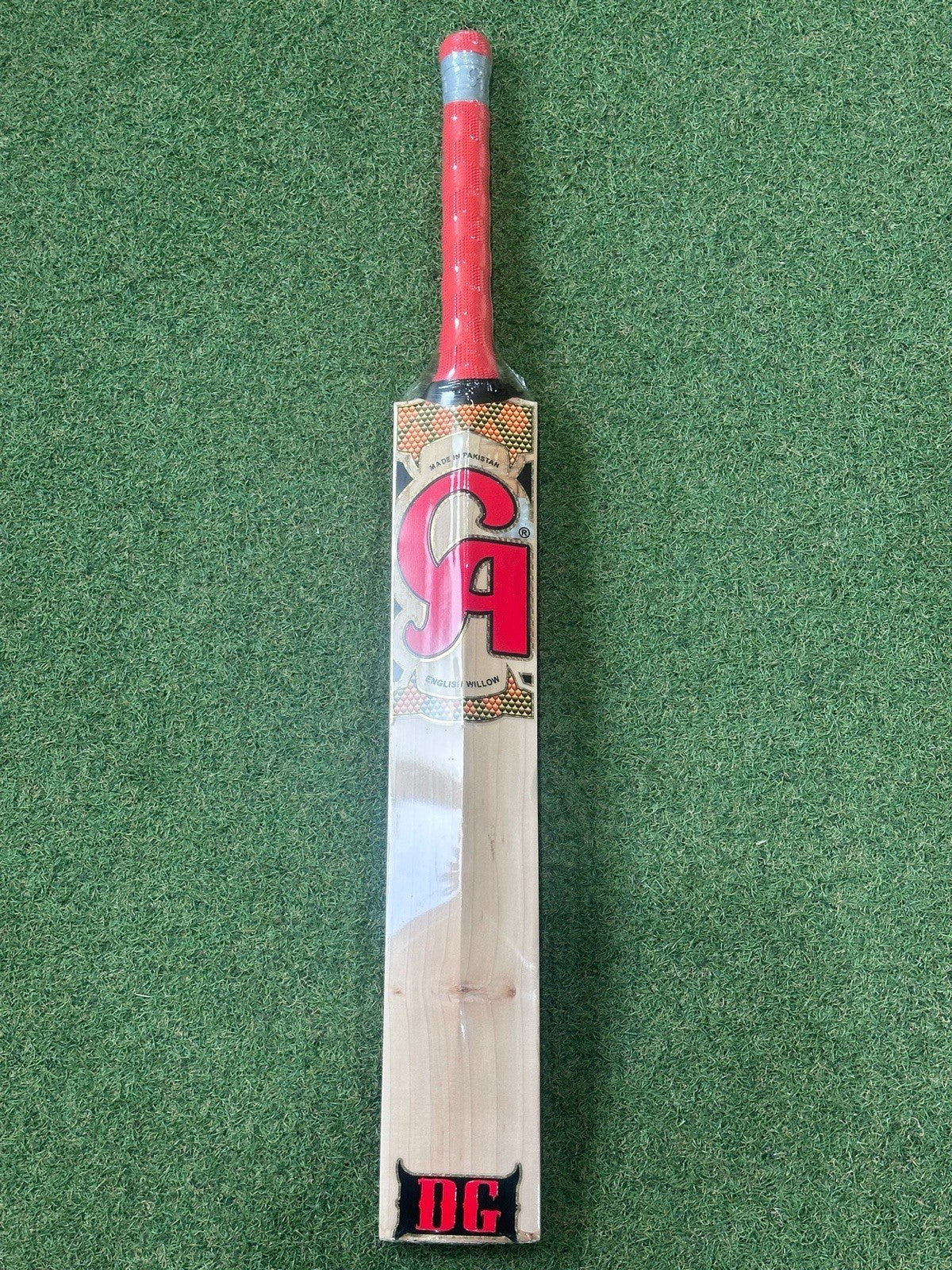 CA Dragon Laminate Cricket Bat - Brand New - 2lb 11oz -Lovely Grains