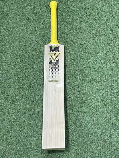 Vader Sports Limited Edition Cricket Bat (2lb 10oz) - Exclusive - Brand New