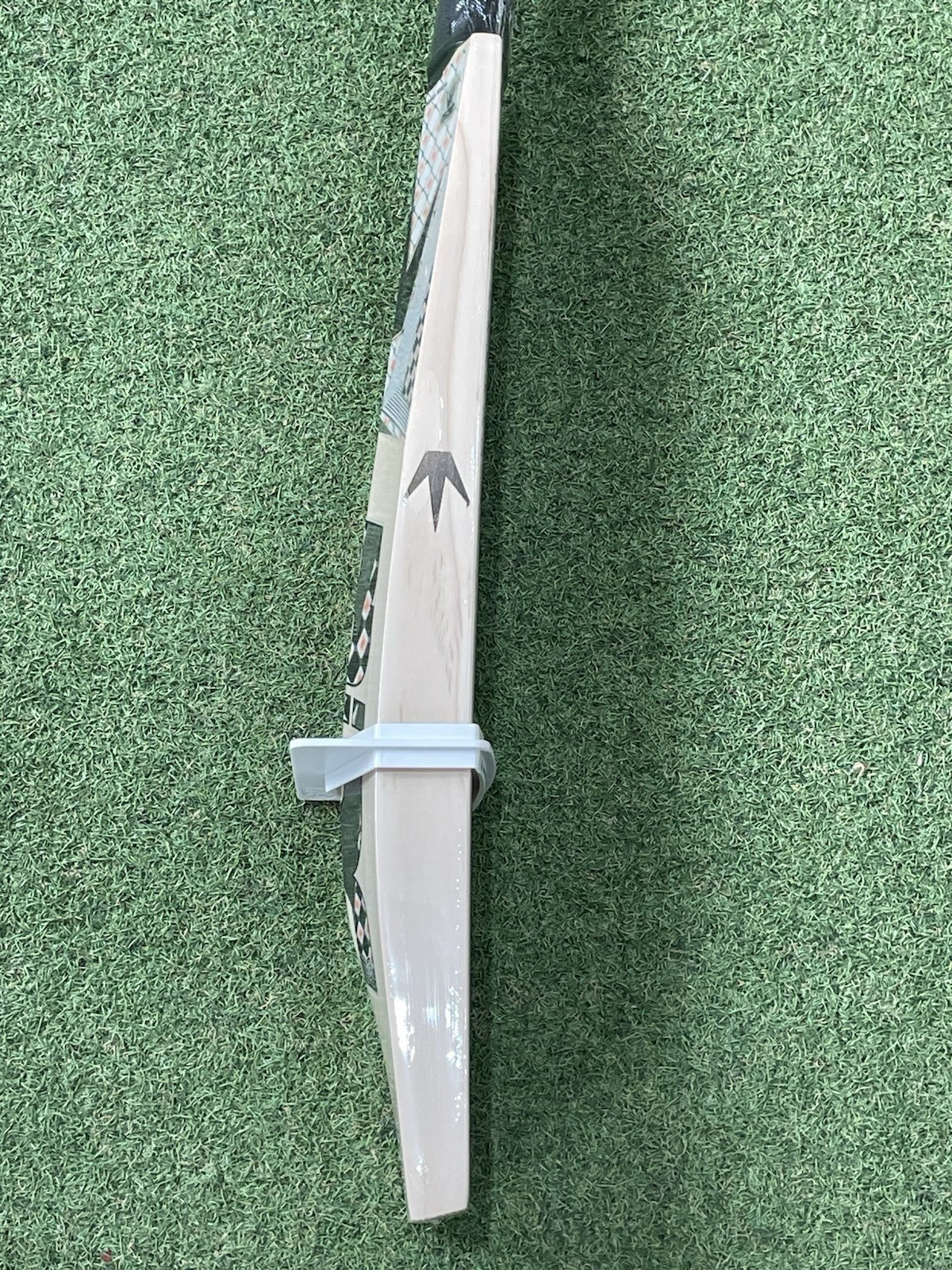 MIDS Big Boss Players Edition Cricket Bat - Brand New - 2lb 11oz - Massive