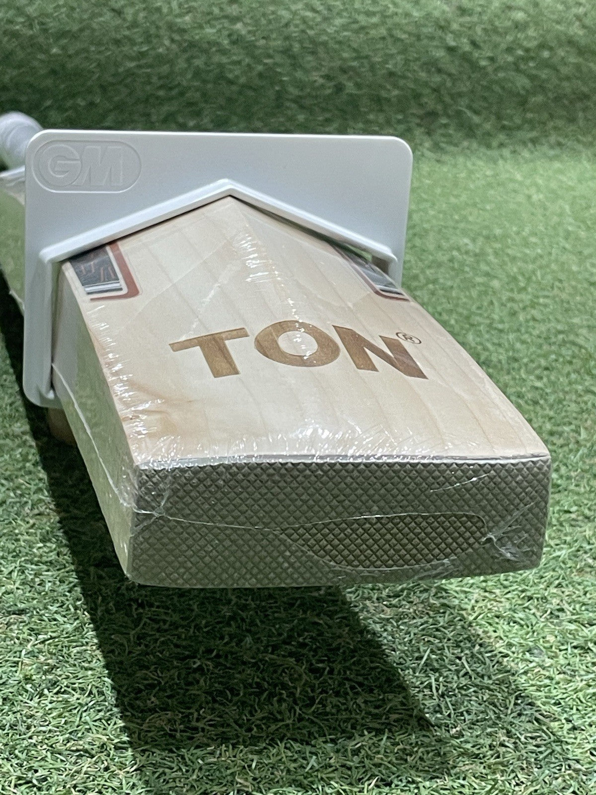 SS Master 7000 Cricket Bat - Brand New - Rare SRT Profile - 2lb 10oz - Exclusive