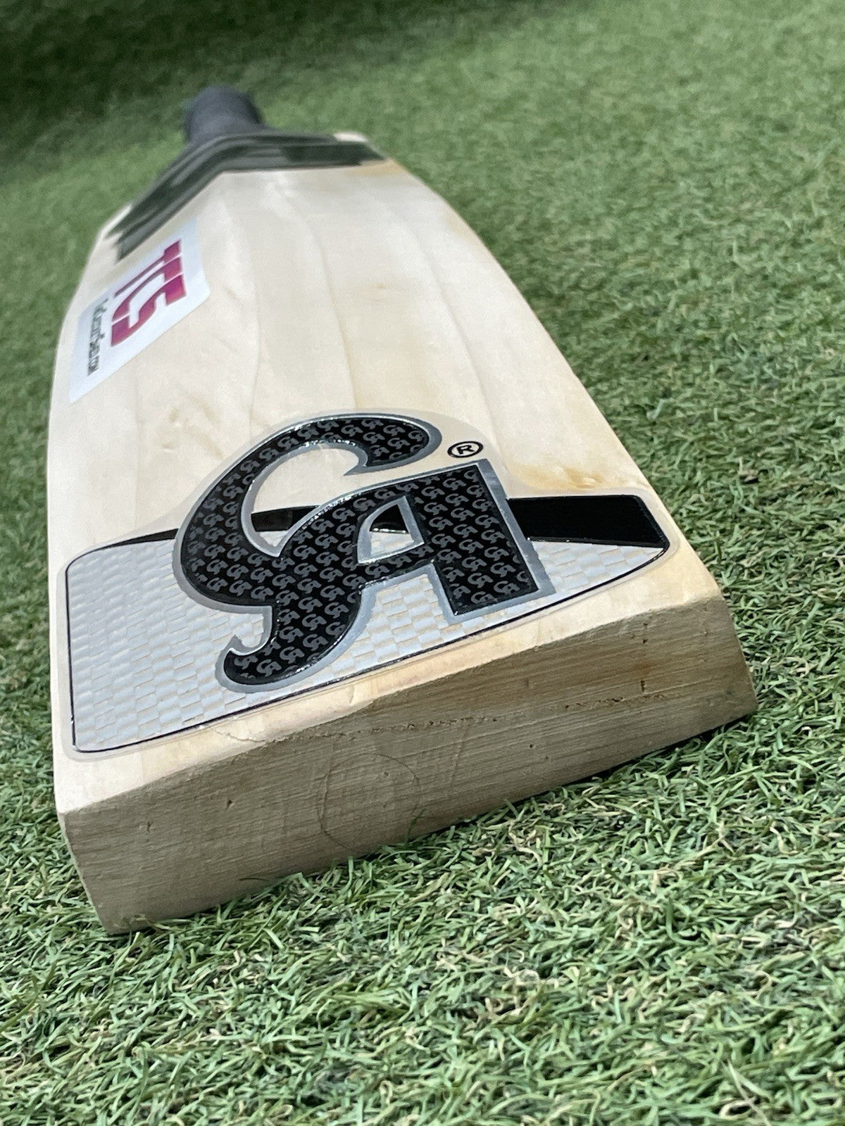 CA Revolution Butterfly Cricket Bat - Brand New - 2lb 8oz - Lovely Balance!