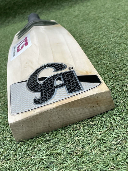 CA Revolution Butterfly Cricket Bat - Brand New - 2lb 8oz - Lovely Balance!