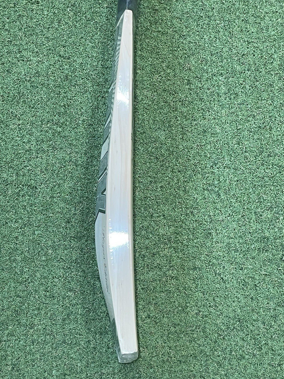 MB Malik Game Changer Players Cricket Bat - Brand New - 2lb 11oz