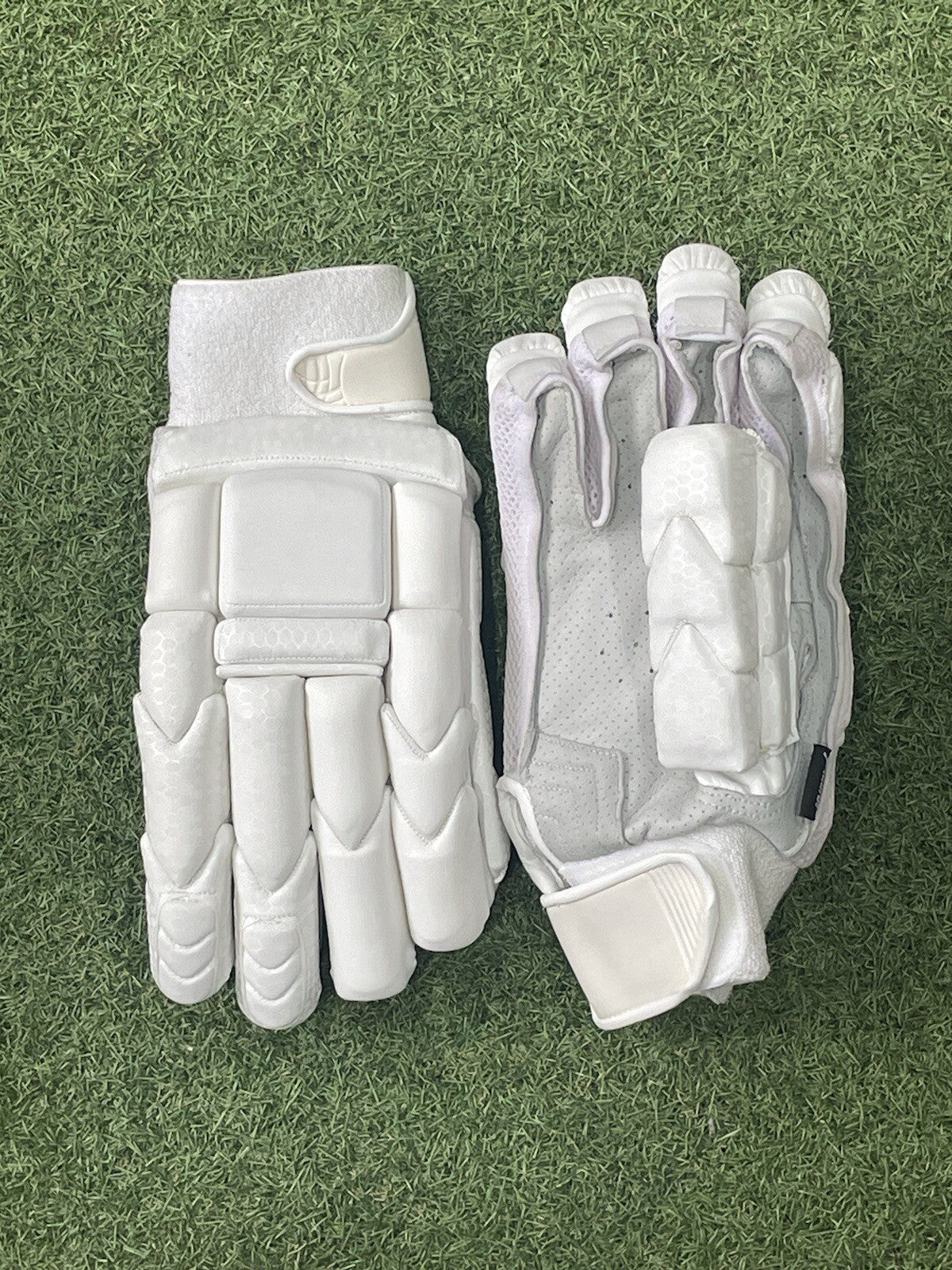 Unbranded Pro Batting Gloves II - Brand New - Right Hand Men's Size