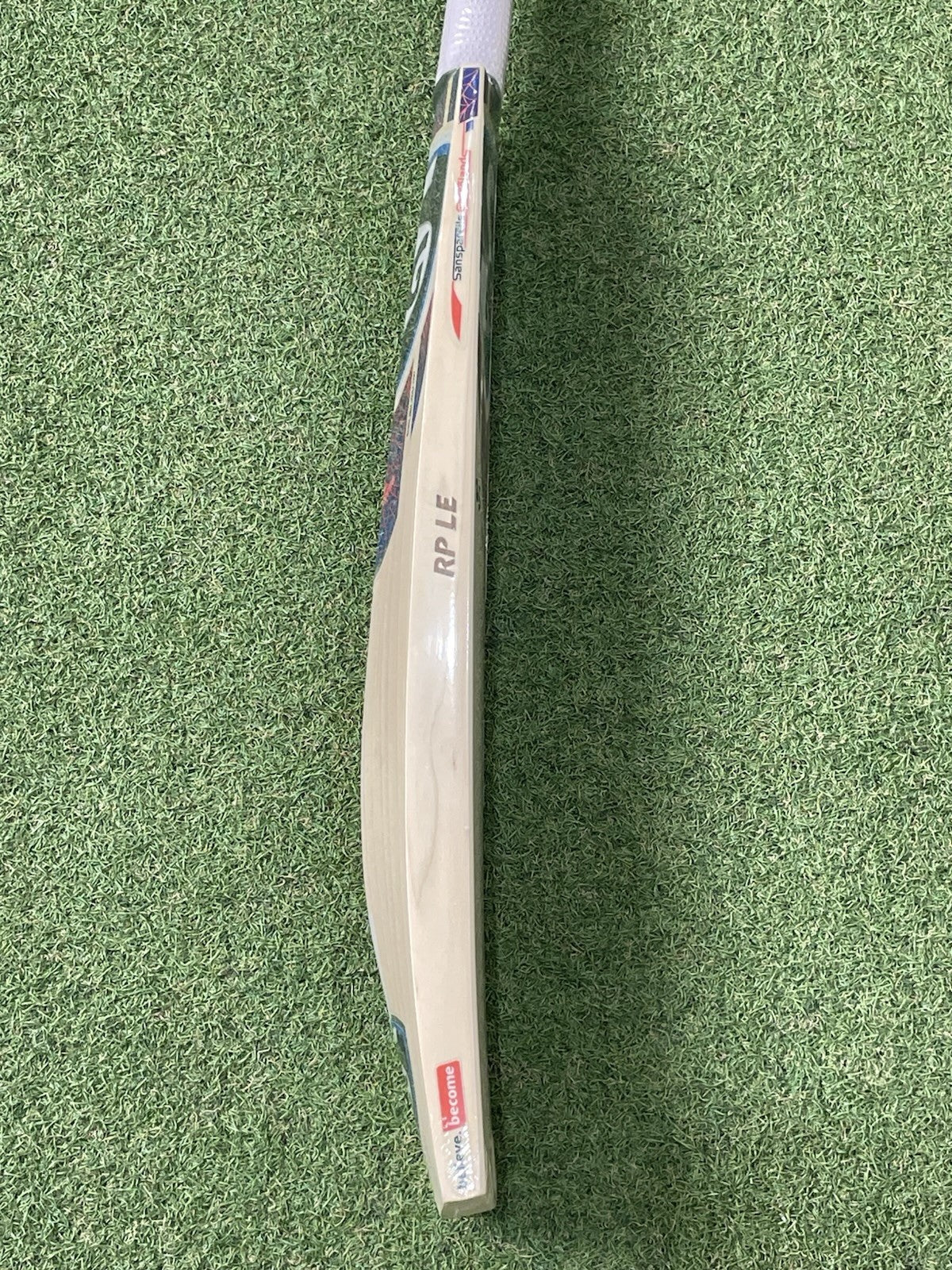 SG RP LE Size 6 Junior Cricket Bat - Brand New - 2lb 5oz - Stunning Grains!