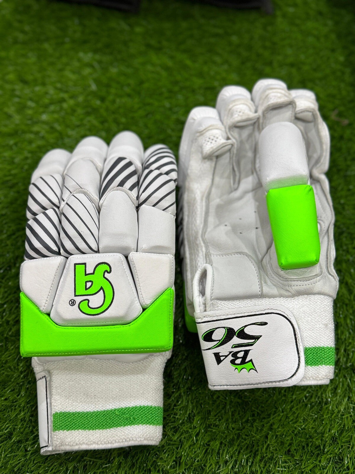 CA BA56 (Babar Azam) Batting Gloves - Brand New - Right Hand Mens Size