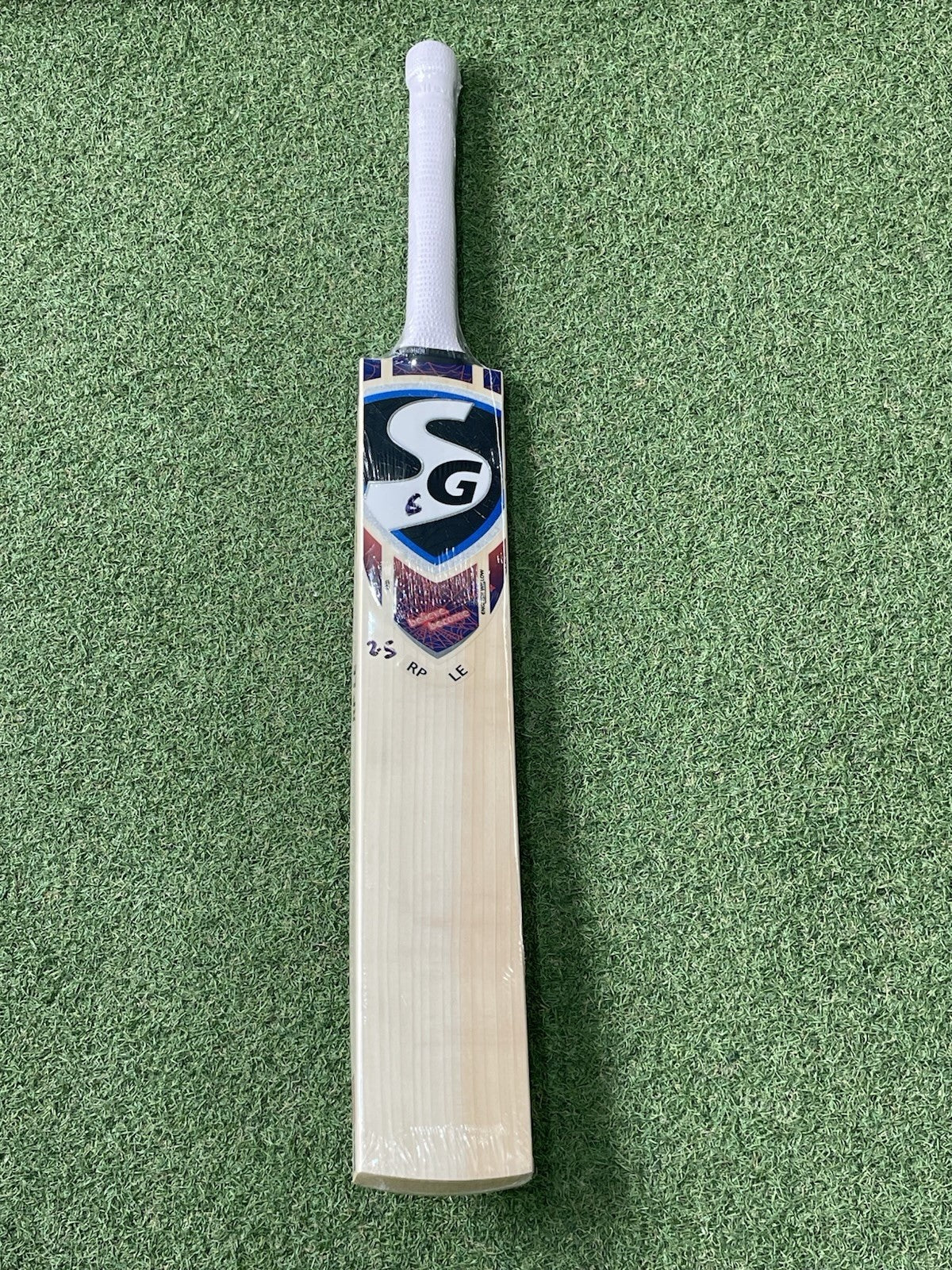 SG RP LE Size 6 Junior Cricket Bat - Brand New - 2lb 5oz - Stunning Grains!