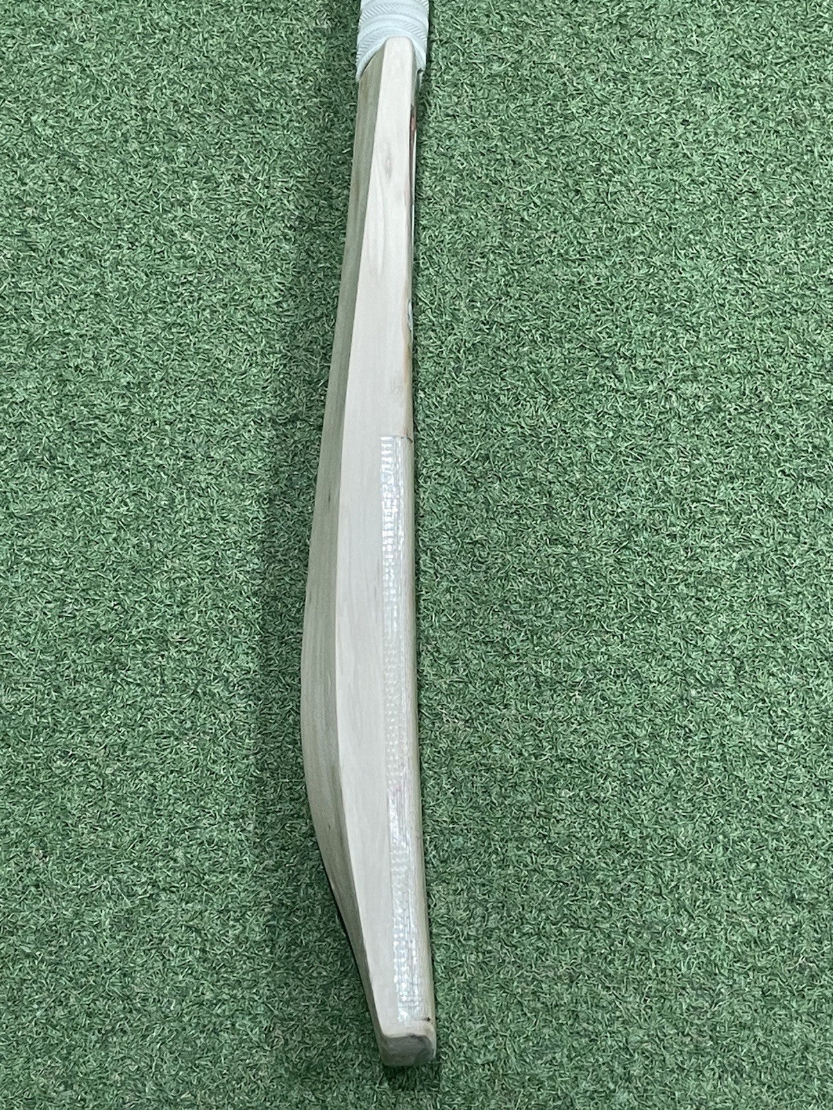 Used Smasher API-G Cricket Bat (2lb 9oz) - Good Condition