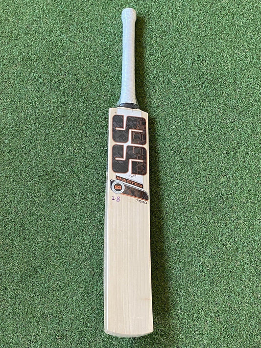 SS Master 7000 Cricket Bat - Brand New - New Stickers - 2lb 8oz - Exclusive