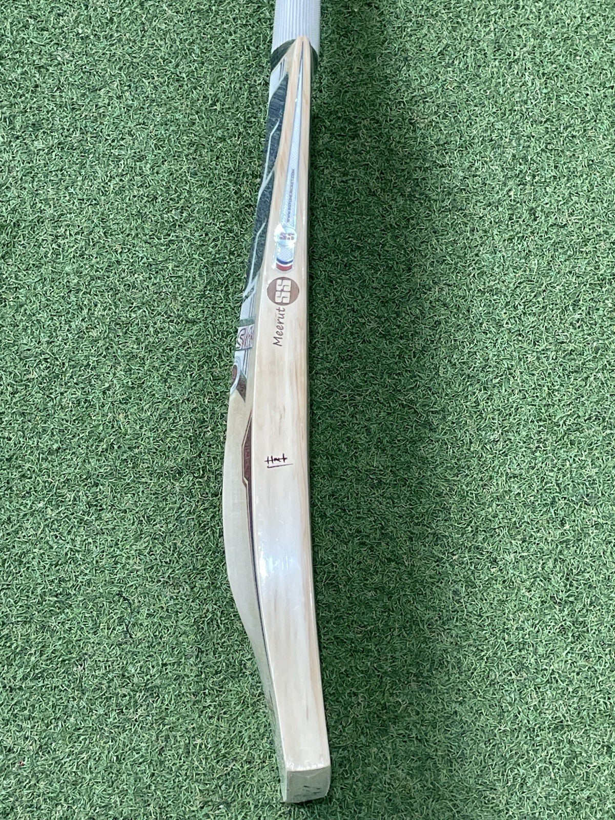 SS Sky Stunner Cricket Bat - Brand New - New Stickers - 2lb 10oz - Exclusive