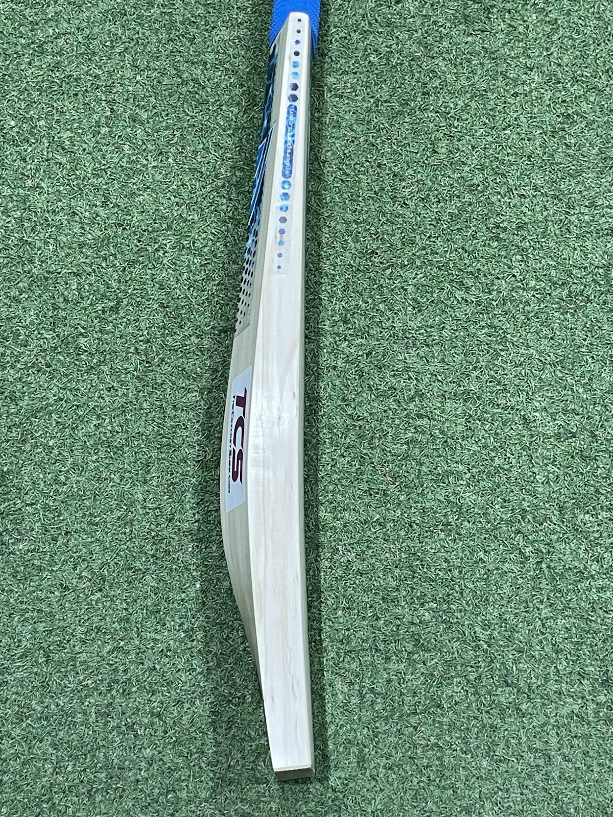 Vader Sports Blue Edition Cricket Bat (2lb 12oz) - Exclusive - Brand New