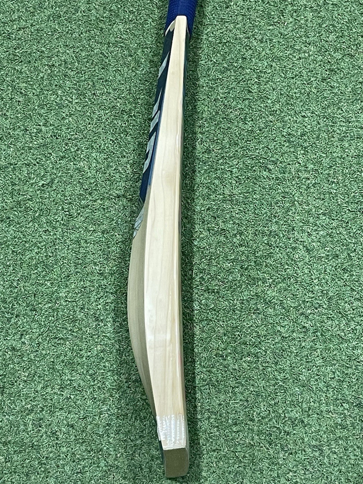 Used Cricket Station Speranza Cricket Bat (2lb 11oz) - Excellent Condition