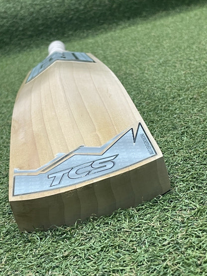 TCS Diamond Player Cricket Bat - Brand New - 2lb 8oz - Short Blade Long Handle