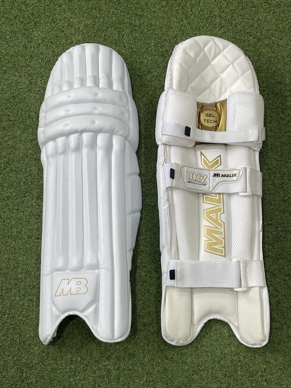 Unbranded Black Players Batting Pads - Right Hand Mens Size - Brand New