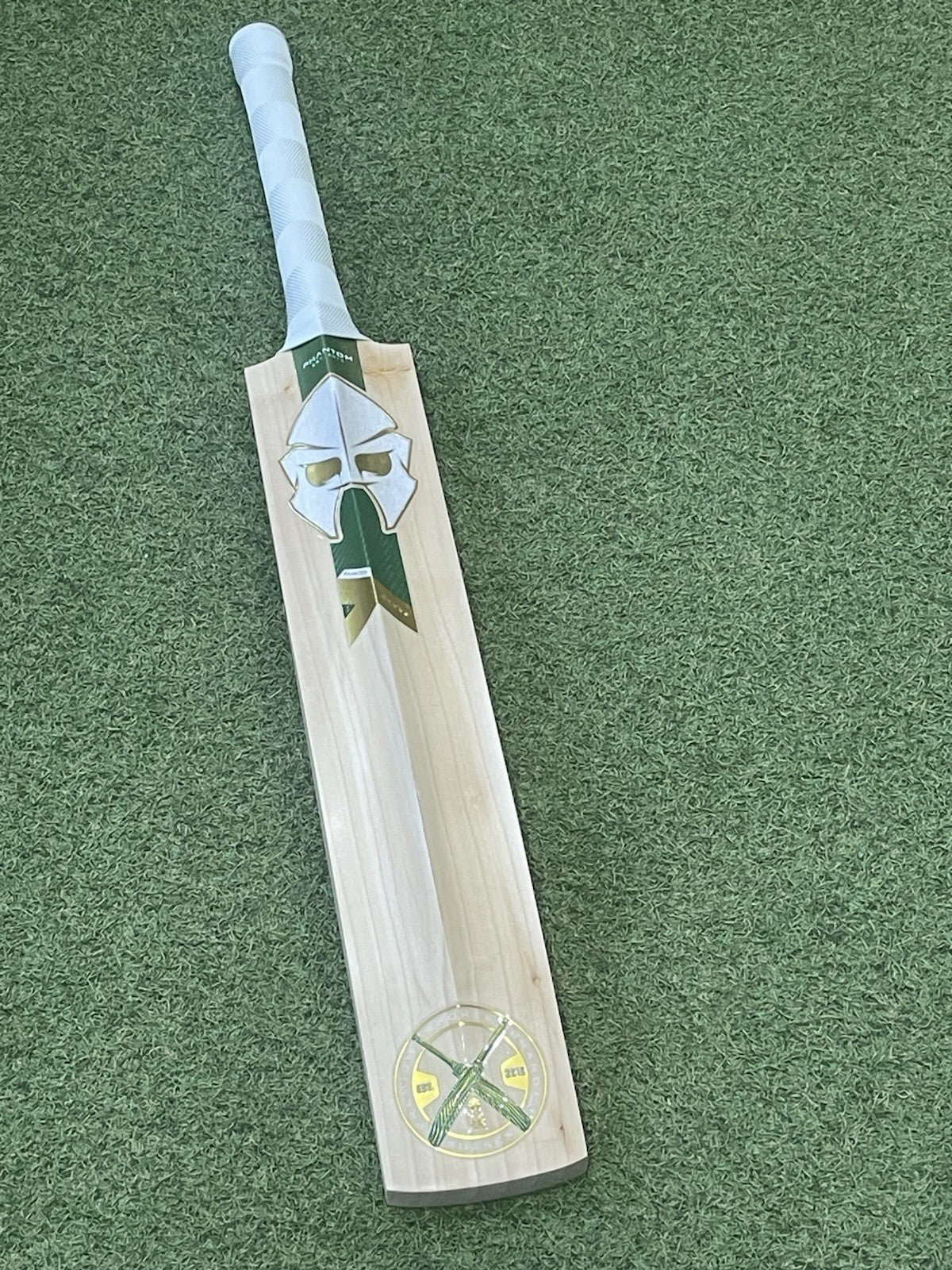 Phantom Enigma Pro-R Junior Size 6 Cricket Bat - 2lb 2oz - Brand New!