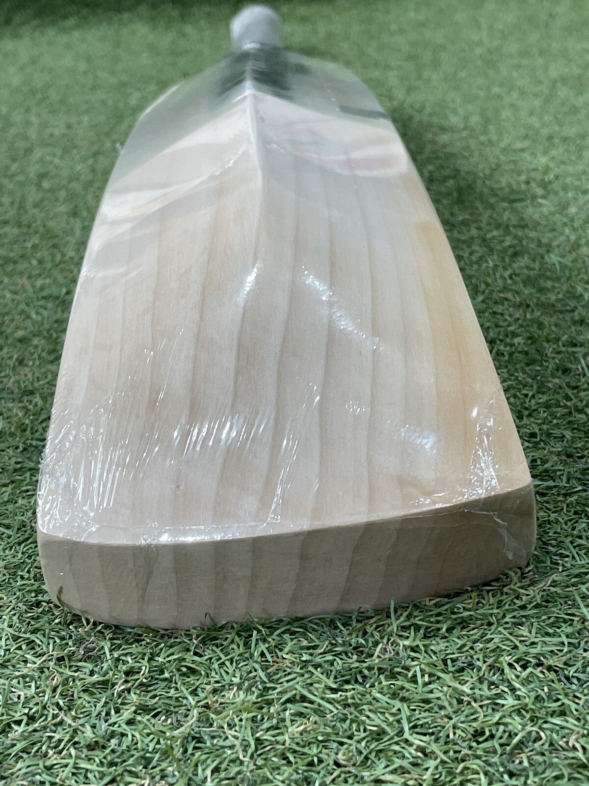 KG Legacy Players Cricket Bat - Brand New - Massive Profile - 2lb 10oz