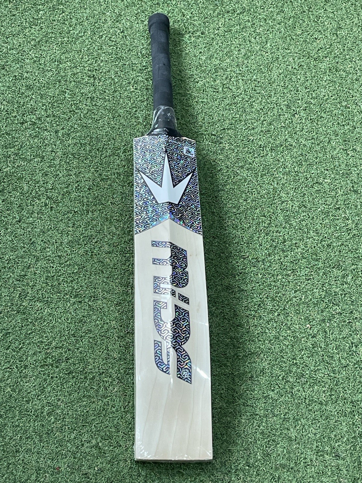 MIDS Big Boss Pro Edition Cricket Bat - Brand New - 2lb 11oz - Massive Profile