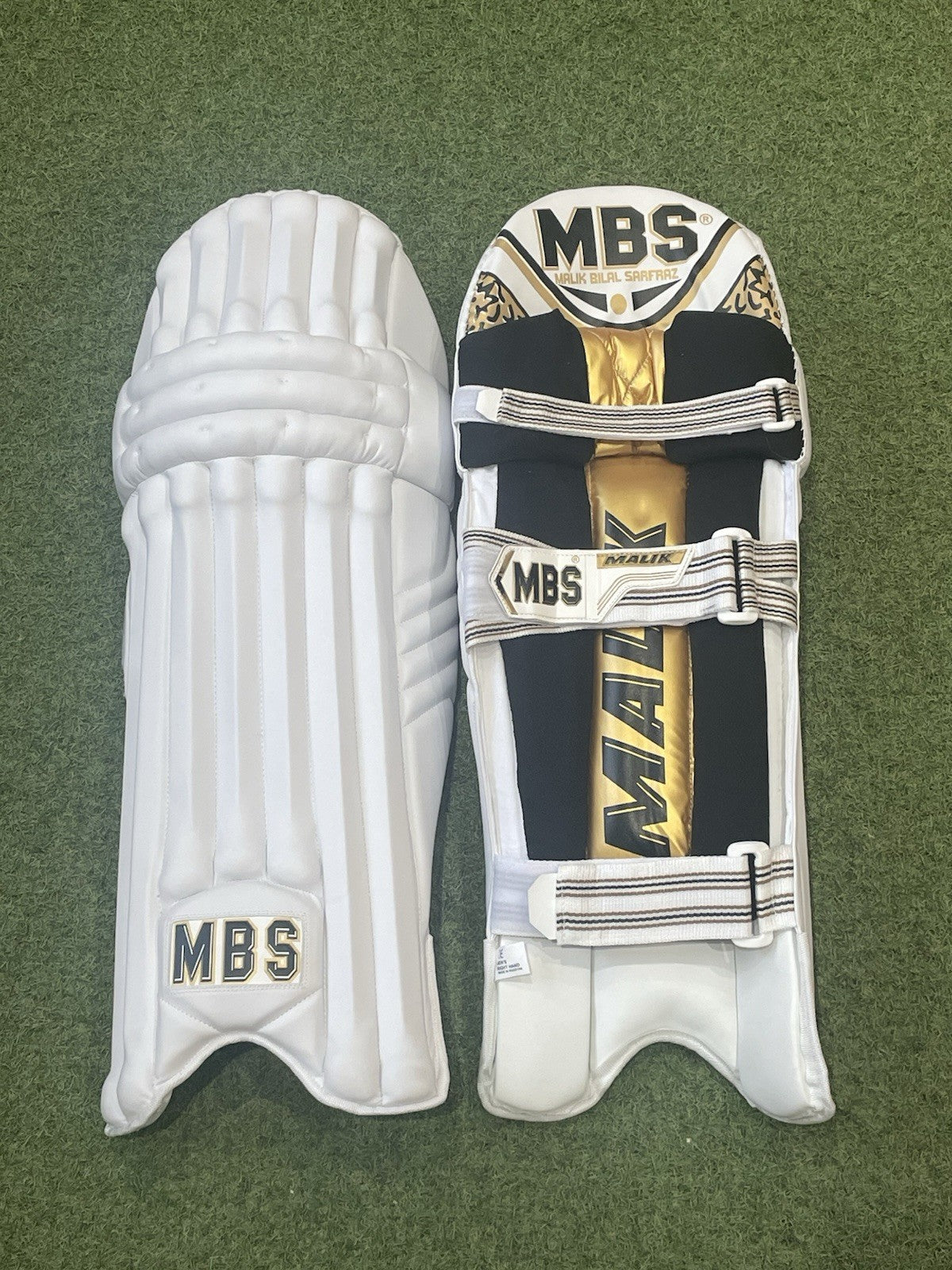 MB Malik MBS Player Batting Pads - Right Hand Mens Size - Brand New