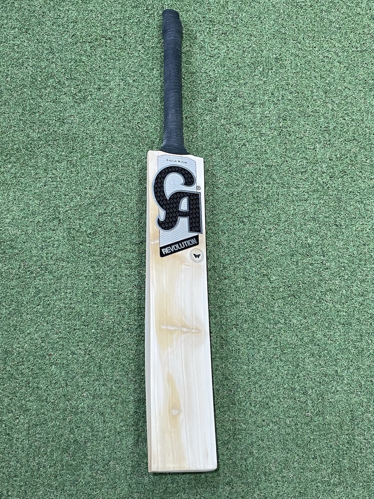 CA Revolution Butterfly Cricket Bat - Brand New - 2lb 8oz - Lovely Balance!