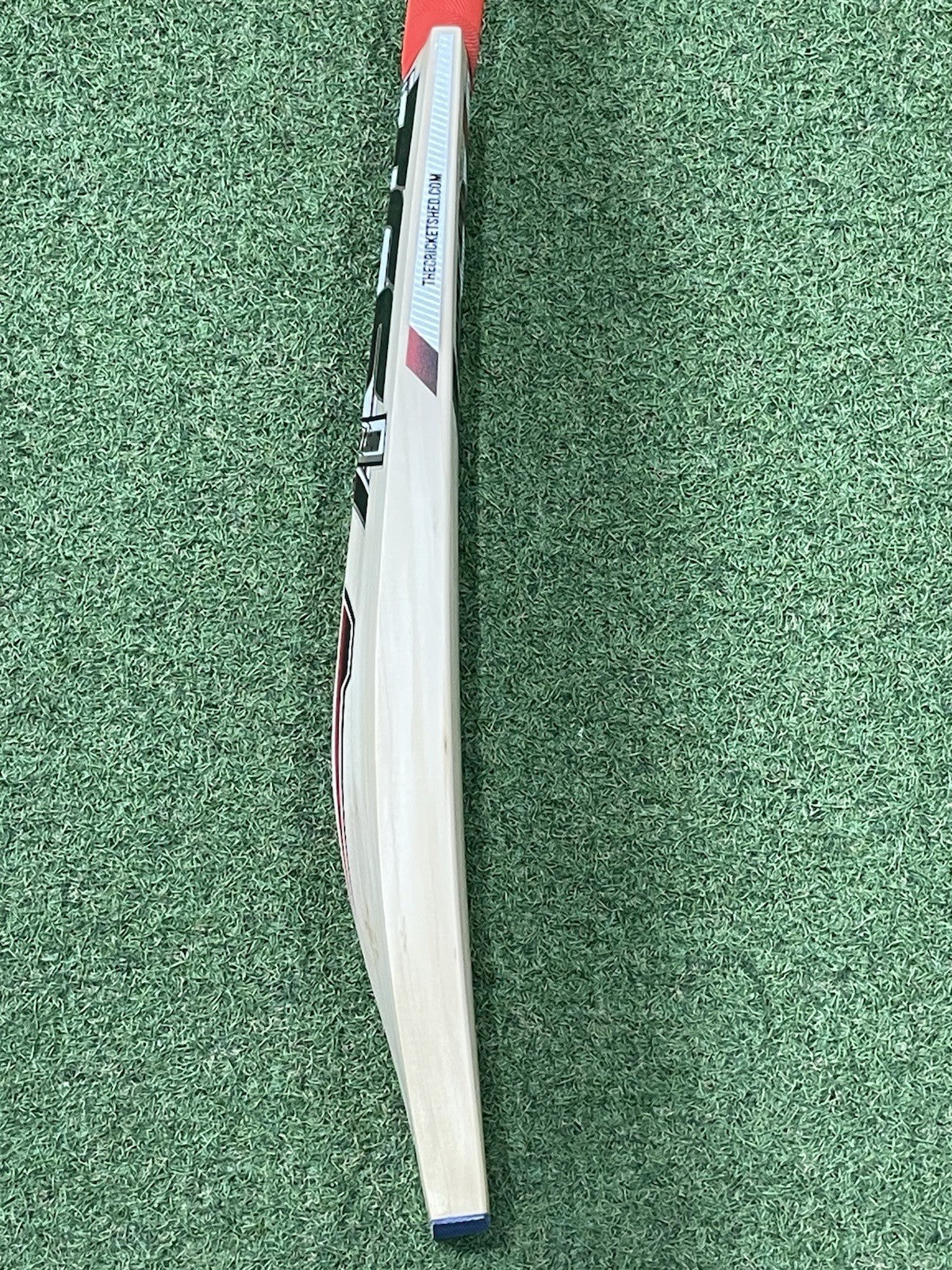 TCS Platinum Cricket Bat - Brand New - 2lb 11oz - UK Made - Semi Oval Handle